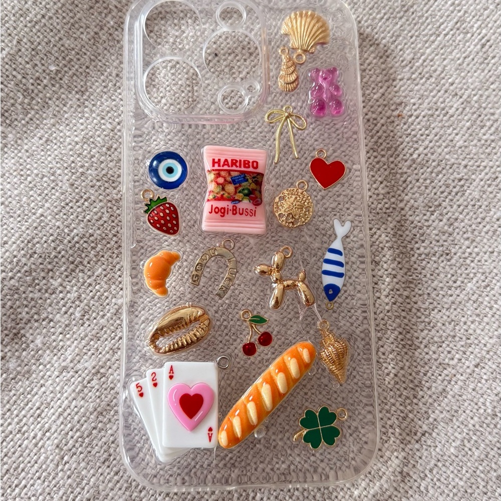 Custom charm phone cases